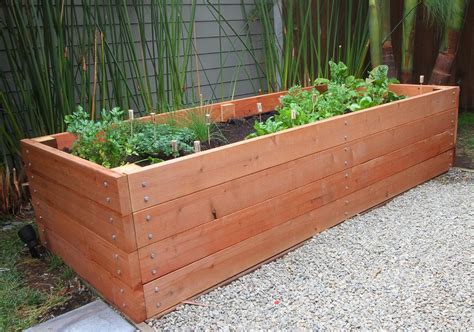 Building A Redwood Planter Raised Bed X Crafty Devilish Building