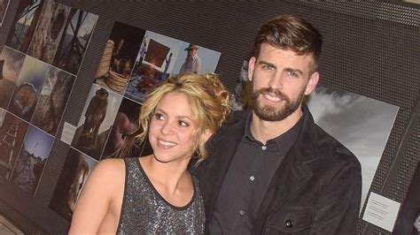 Shakira «en Colère Gerard Piqué Saffiche Avec Sa Nouvelle Compagne