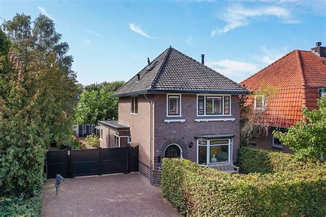 Funda Kijkers Verbazen Zich Over De Garage Van Deze Woning In De Bilt