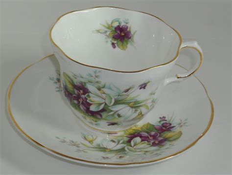 Rosina China Co Ltd Fine Bone China Queens Violets