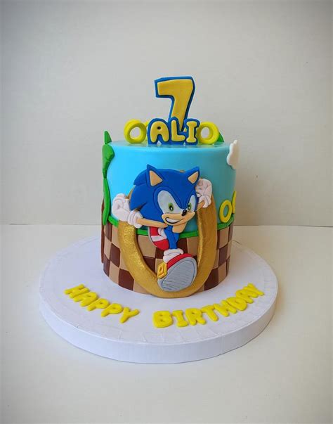 Sonic Cake Decorated Cake By Maysa Cakesdecor