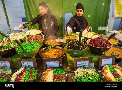 Ethiopian street food london hi-res stock photography and images - Alamy