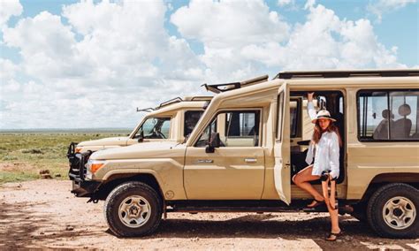 Top vehicles for African Safari | Africa Safaris Tours | Safaris Tours