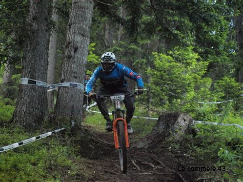 Cyclisme Les Enduristes Et Descendeurs Du V Lo Club Du Velay