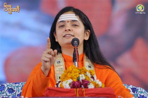 Shrimad Bhagwat Katha Awakened Devotees To Dive Into Inner World Kumbh