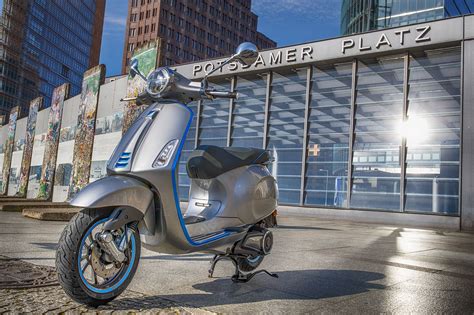 Vespa Elettrica Km H