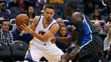 NBA Warriors ganaron con 51 puntos de Curry que rompió nueva marca