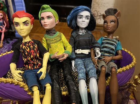 Хіт Дьюс Інвізі Біллі Клод хлопці Монстер Хай Monster High: 500 грн ...