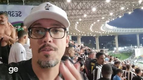 Luís Castro reclama de arbitragem de Botafogo x Flamengo Peça de