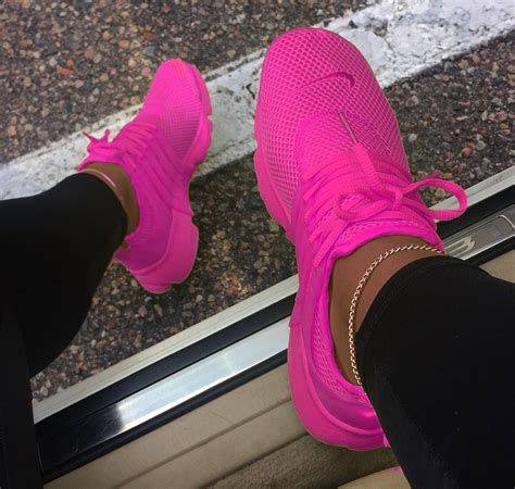 Nike Bright Pink Shoes Syncro System Bg