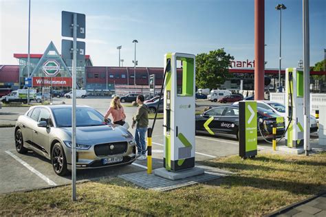 Europaweites Ladenetz F R Elektrofahrzeuge