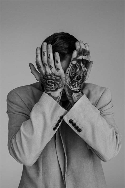 Тату на кистях | Gloves