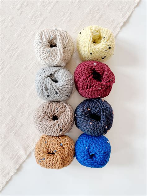 Daruma Pom Pom Wool 8 Colors — Weaver House