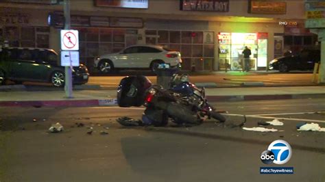 Off Duty Lapd Officer Hospitalized After Crash In North Hills Involving