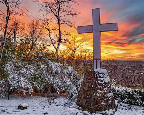 Fayetteville Arkansas Mount Sequoyah Cross Covered In Snow Photograph by Gregory Ballos