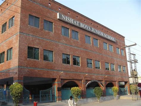 Nishat Boys Junior School Multan