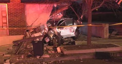 Man Charged After Crashing Car Into Building In Skokie Cbs Chicago