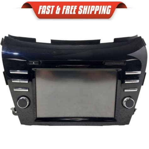 Nissan Murano Radio Receiver Am Fm Cd Player Display Screen