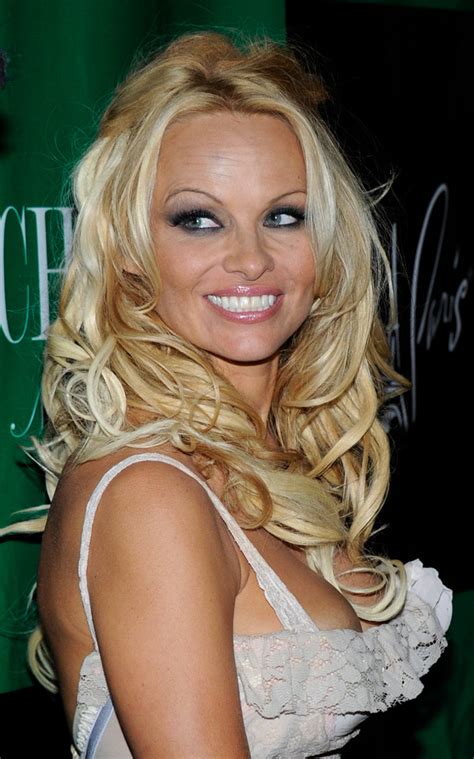 Pamela Anderson Wi Tuje Urodziny W Las Vegas Plejada Pl