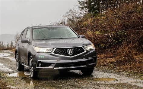 New Acura MDX Sport Hybrid exhibits poise, refinement - CNET