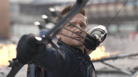 10 Most Memorable Quotes by Hawkeye From MCU