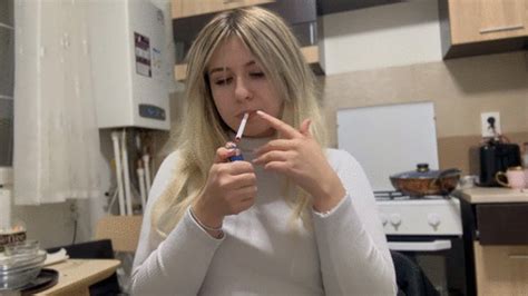 Years Old Latina Smokinggg NipsAndStrips Clips Sale