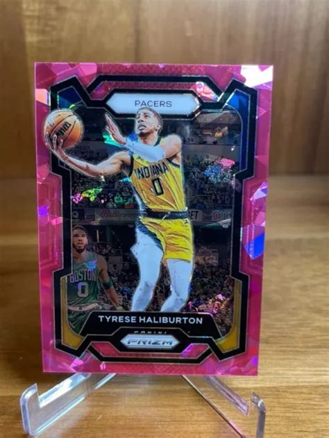 TYRESE HALLIBURTON 2023 24 Panini Prizm rose glace fissurée 102 Pacers