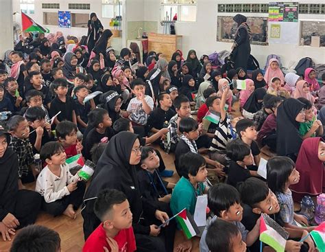 Sekolah Alam Al Fazza Gelar Aksi Solidaritas Palestina