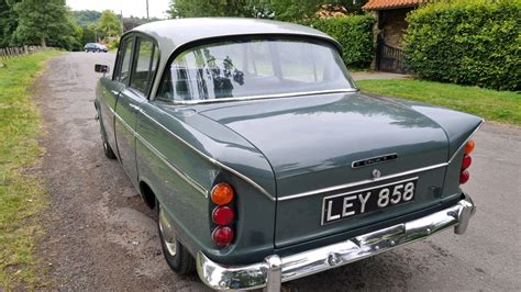 Lot 65 - 1962 SINGER VOGUE