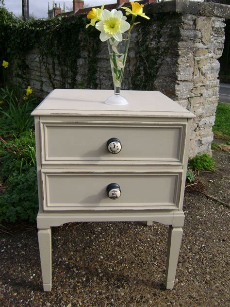 Annie Sloan Chalk Paint In Country Gray Painted Furniture Gray