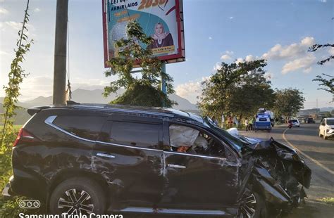 Penyebab Mobil Pajero Tabrak Tiang Baliho Di Lampisang DISTORI