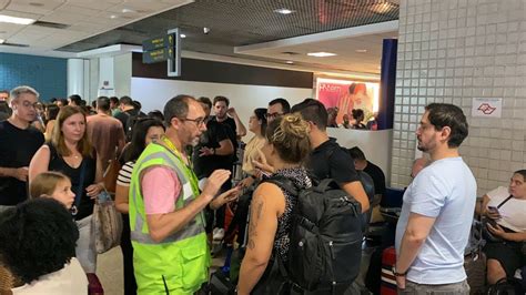 Opera O No Aeroporto De Congonhas Retomada Ap S Suspens O Tempor Ria