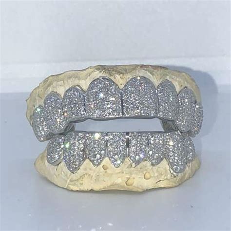 Vvs Diamond Grillz Etsy Diamond Grillz Custom Grillz Diamond Girl