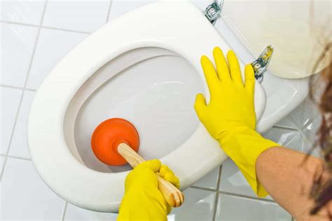 Produits à utiliser pour déboucher vos toilettes