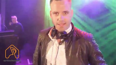 De Zingende Dj Boeken Youtube