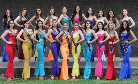 Veinte Candidatas Compiten Hoy Por La Corona Del Miss Ecuador La Marea