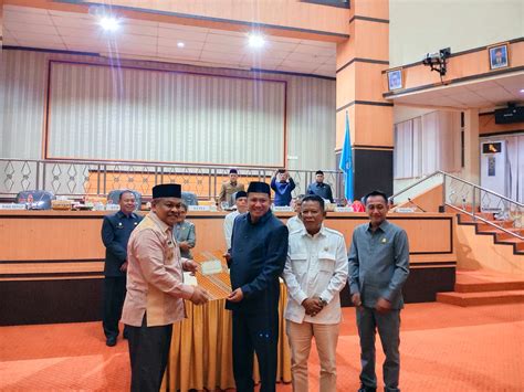 Rapat Paripurna Pengambilan Keputusan DPRD Bone Dalam Persetujuan