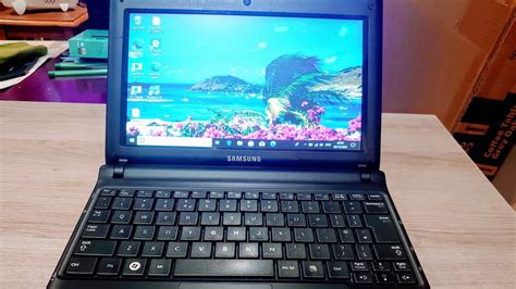 Samsung N Plus Netbook Windows Inch Gb Intel Atom N