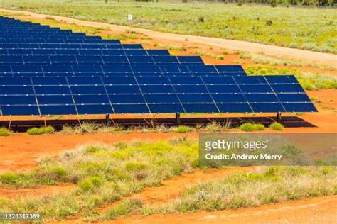 84 Nyngan Solar Plant Stock Photos, High-Res Pictures, and Images ...