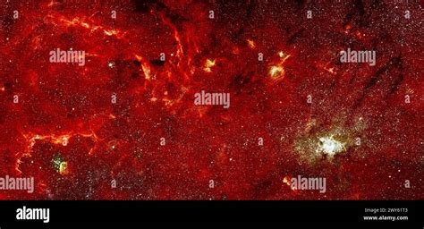 Galactic Center Region In Infrared From Spitzer Digital Enhancement Of