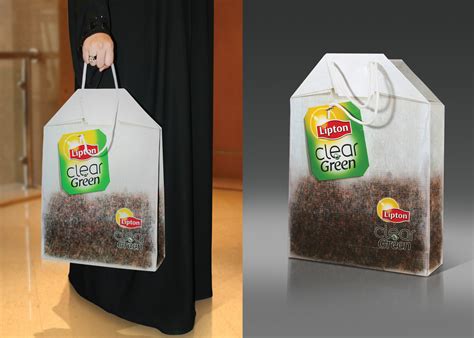 45 Creative Bagvertising Examples