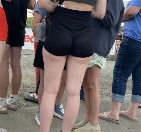 Oc Tight Blonde With A Deep Wedgie In Black Biker Shorts Spandex Leggings Yoga Pants