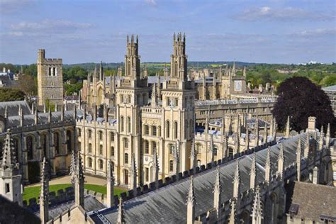 Universidade De Oxford Nomeia 1ª Reitora De Sua História Exame