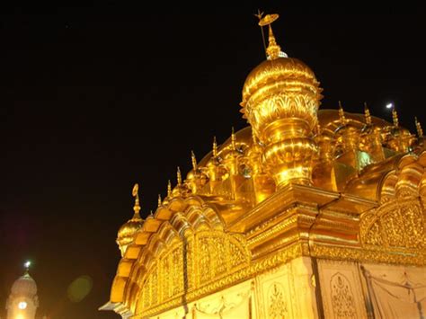 El Darbar Sahib Es Considerado Santo Y Hermoso Por Los Sikhs Porque El