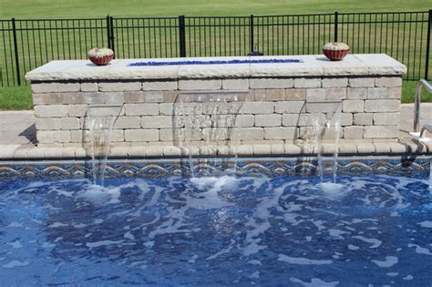 Rectangle Pool With Polymer Walls And A Vinyl Liner Coverstar