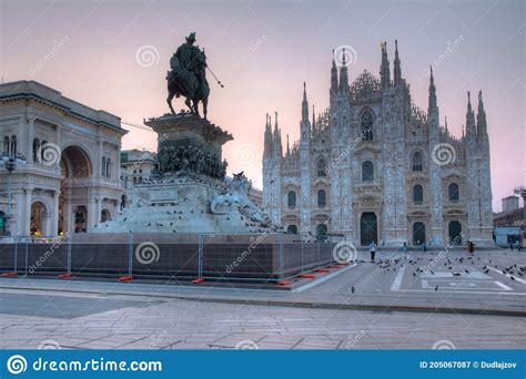 Sunrise View Of Piazza Duomo In Milano Italy Editorial Photography