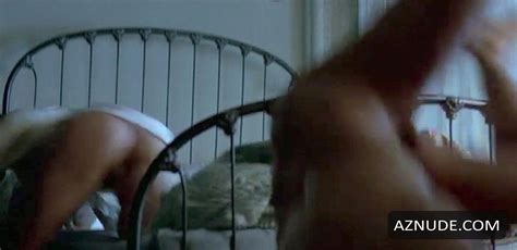 JAMIE LEE CURTIS Nude AZNude