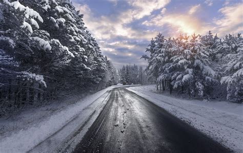 Papel de parede inverno estrada neve Árvores 2047x1292