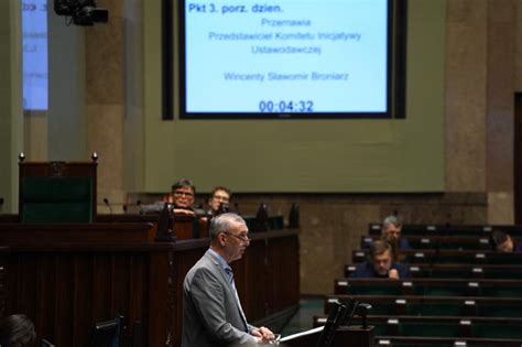 Sejm Projekt Znp Godne P Ace Skierowany Do Dalszych Prac Znp Znp