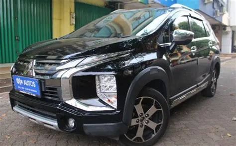 OLX AUTOS Mitsubishi Xpander 1 5 Cross Bensin AT 2021 Hitam HFD